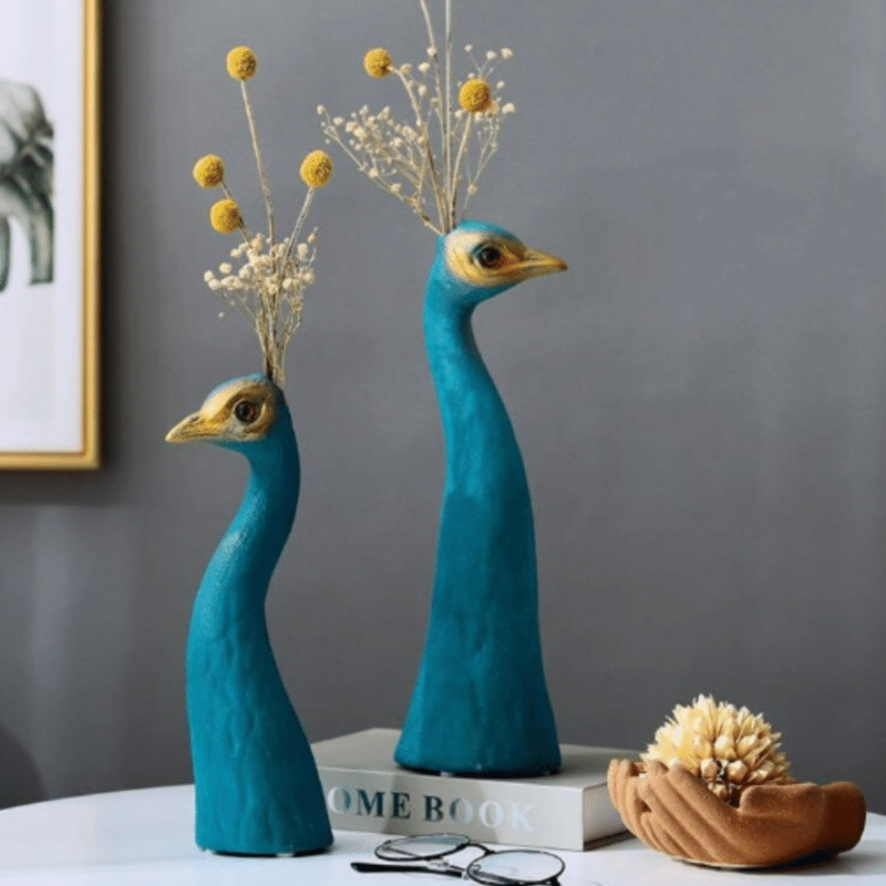Original pampas vase with blue peacock head
