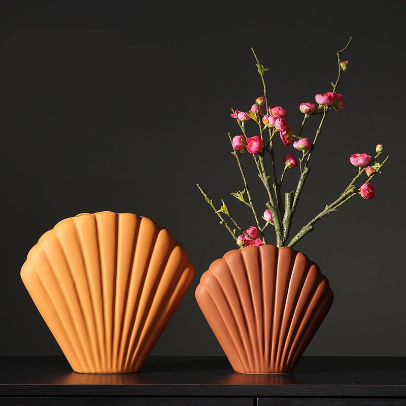 Colorful retro shell vase