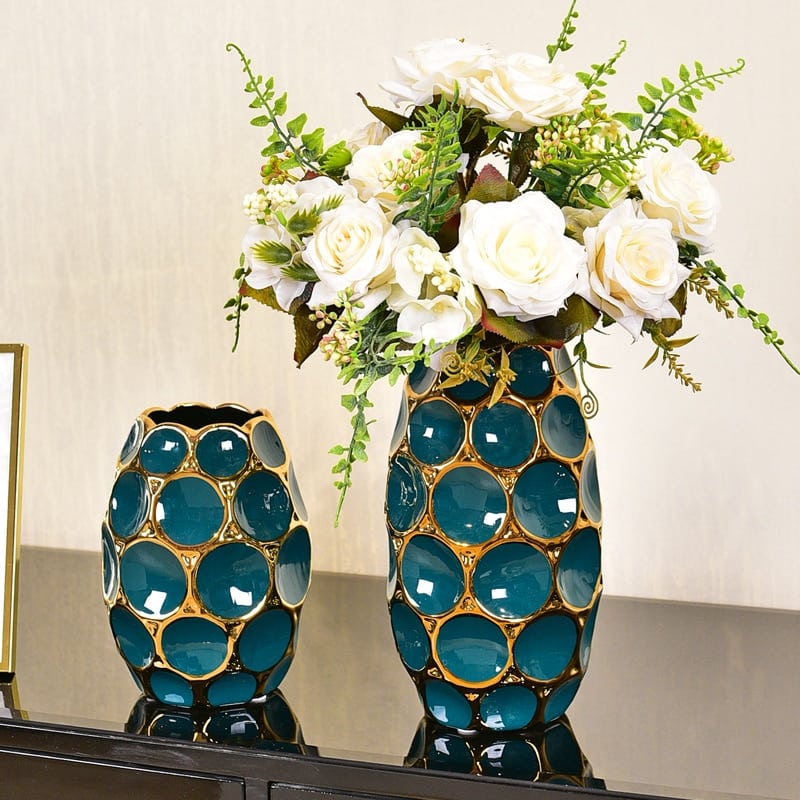 Modern vase with honeycomb and gilding