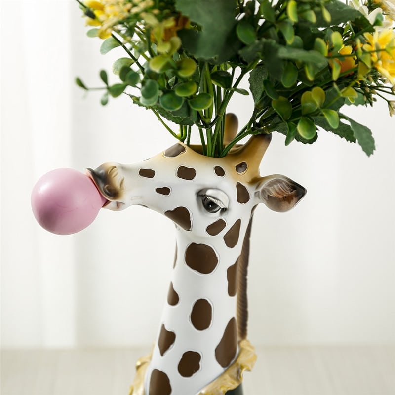 Original vase with animal heads